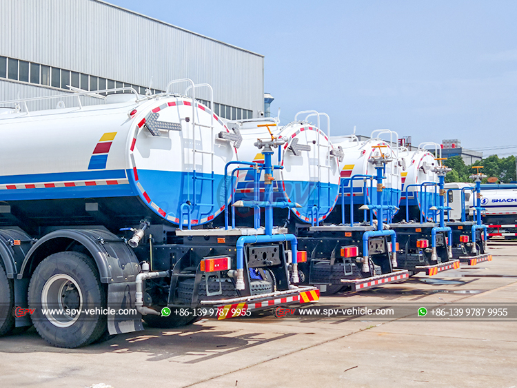 High Pressure Street Flushing Trucks - Rear Left Side